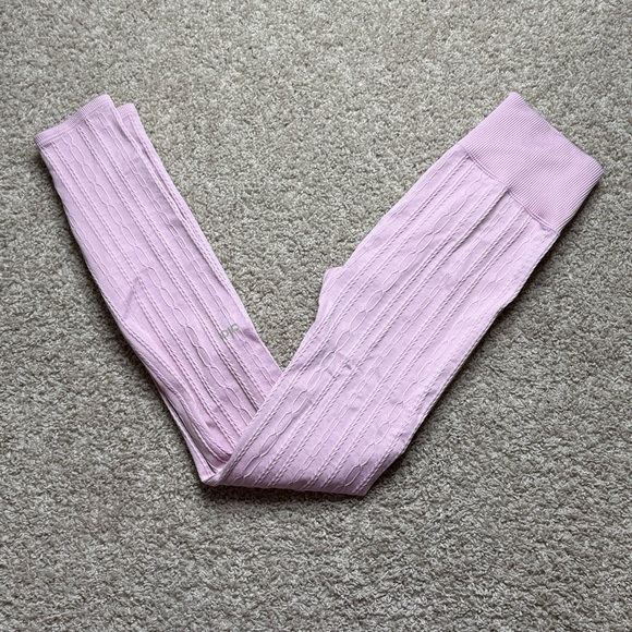 Alo Yoga Seamless Cable Knit High Waist Leggings - Picture 1 of 6